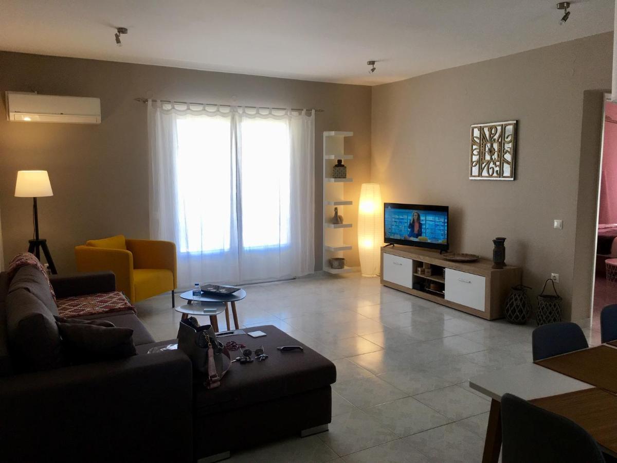 Filippos Apartments Αργοστόλι Εξωτερικό φωτογραφία
